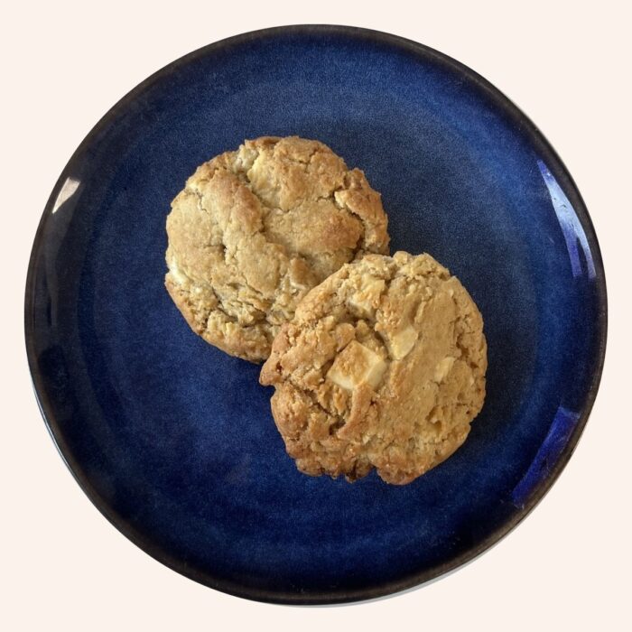White chocolate cookie